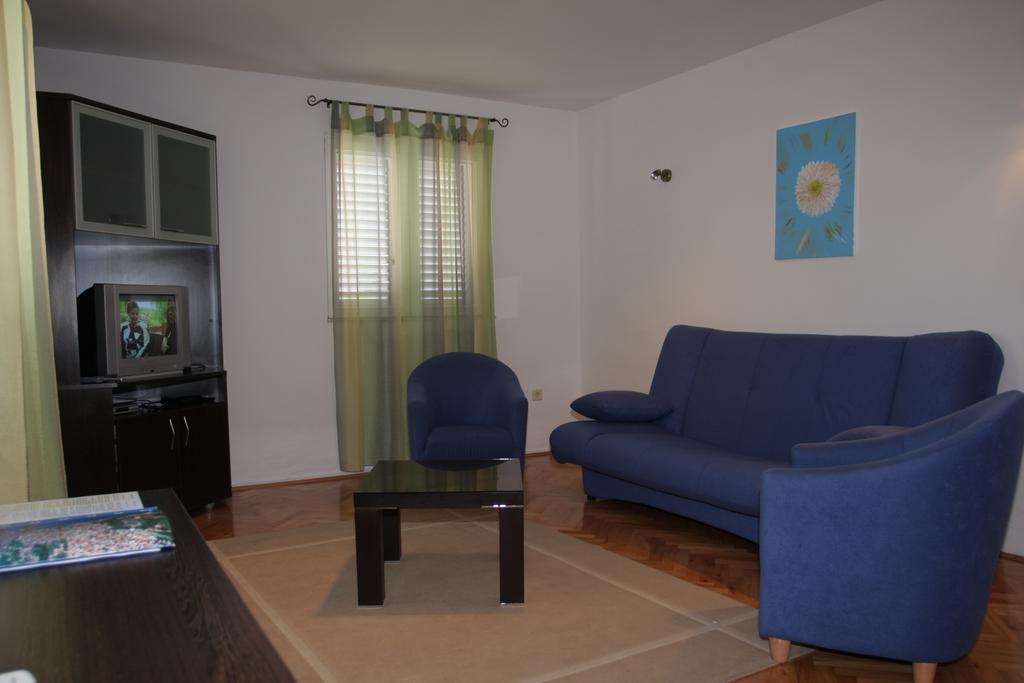 Apartments Ante マカルスカ 部屋 写真